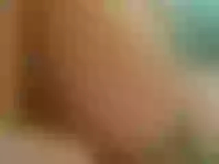 Live sex webcam photo for Vikkkkey #185973468