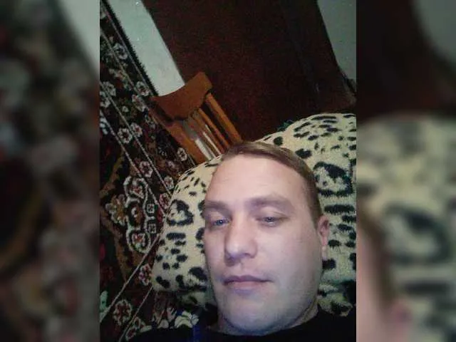 Live sex webcam photo for Viktor6677 #277264778