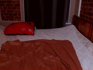 Live sex webcam photo for Viktoria-kiss #215266773