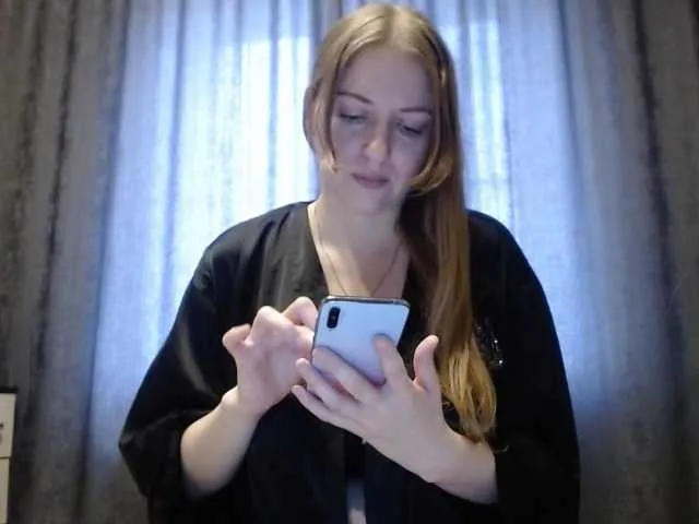 Live sex webcam photo for Viktoria-play #291397935