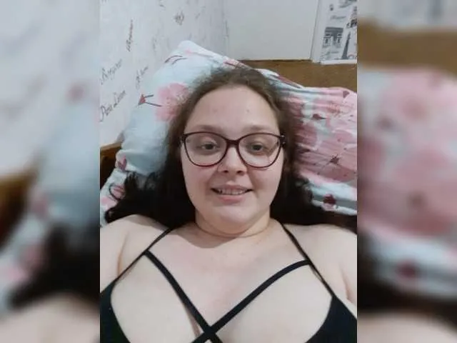 Live sex webcam photo for Viktoria12342 #273489937