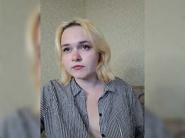 Live sex webcam photo for ViktoriaLe #277928089