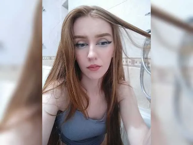 Live sex webcam photo for ViktoriaLeoAn #273829231