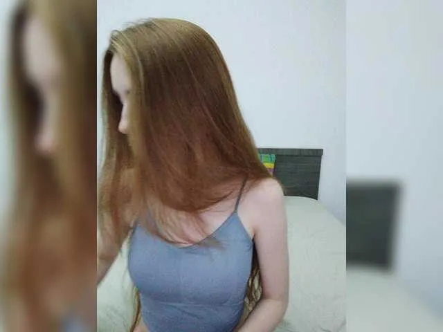 Live sex webcam photo for ViktoriaLeoAn #274443454