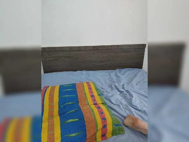 Live sex webcam photo for ViktoriaLeoAn #274611117