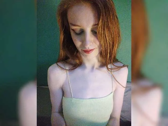 Live sex webcam photo for ViktoriaLeoAn #276092014