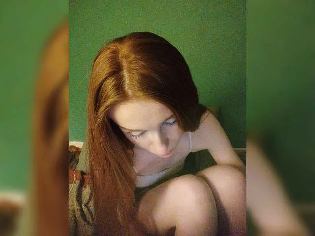 Live sex webcam photo for ViktoriaLeoAn #276301917