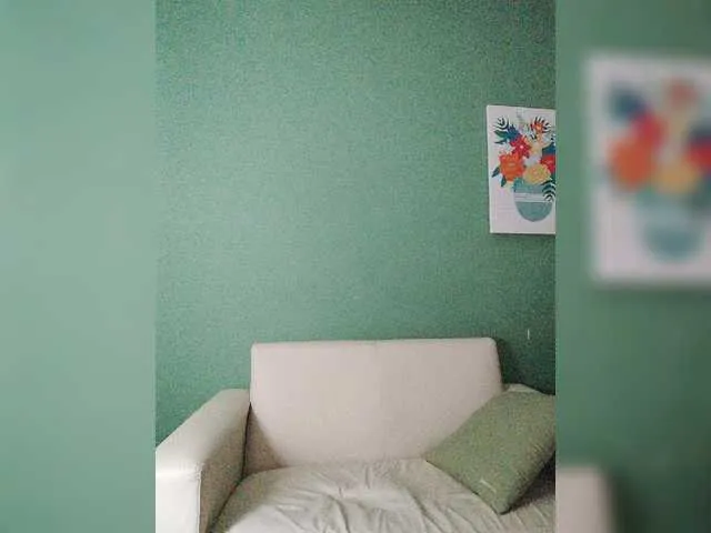 Live sex webcam photo for ViktoriaLeoAn #276763960