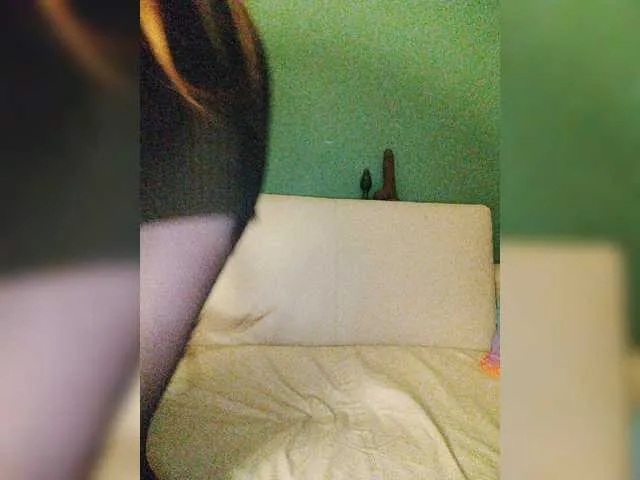 Live sex webcam photo for ViktoriaLeoAn #276842642