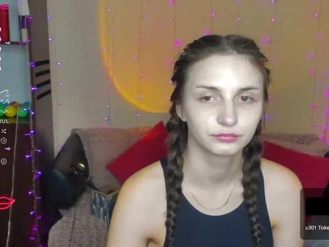 Live sex webcam photo for ViktoriaSin #275496613