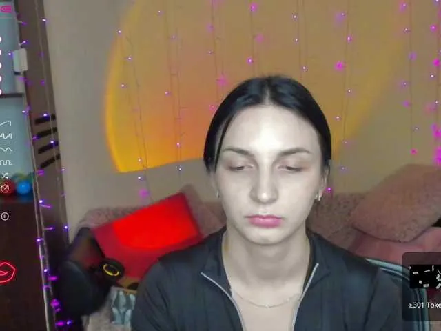 Live sex webcam photo for ViktoriaSin #275596881