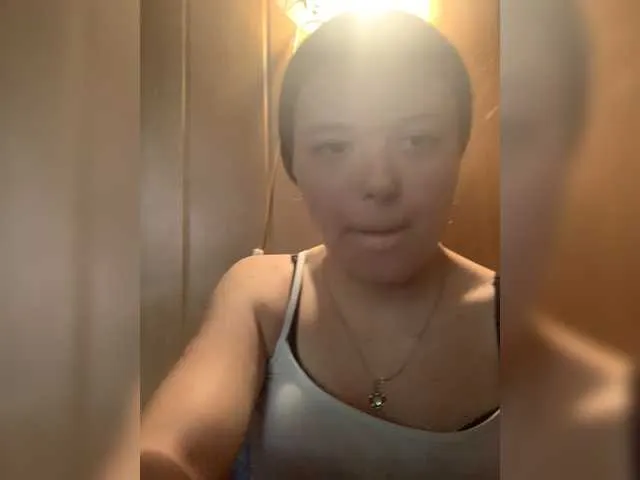 Live sex webcam photo for Viktoriia2005 #278215179