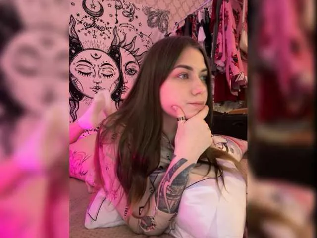 Live sex webcam photo for Villanelle #275983271