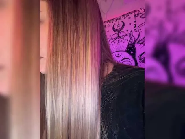 Live sex webcam photo for Villanelle #291909757