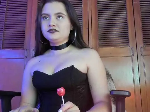 Live sex webcam photo for VinceGV #276112509