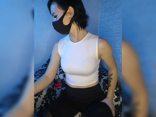 Live sex webcam photo for Viola-Kiss #277008179