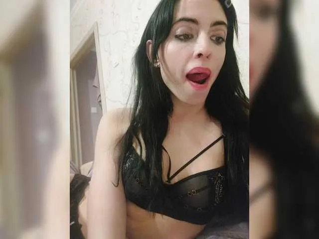 Live sex webcam photo for Violet-gold #293234981