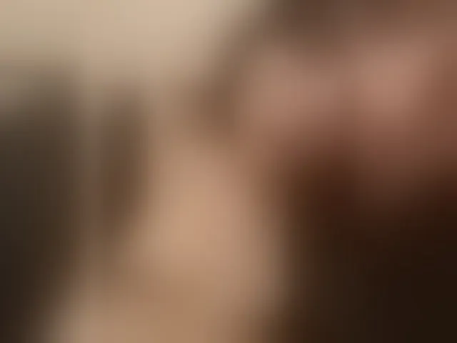 Live sex webcam photo for Violet-gold #294020178