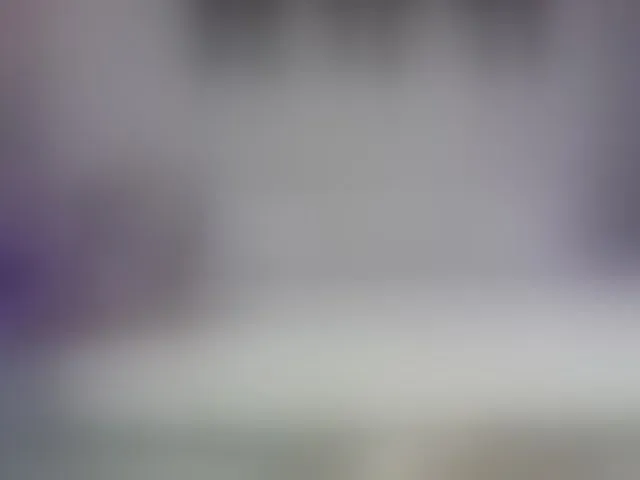 Live sex webcam photo for Violet888 #293902247