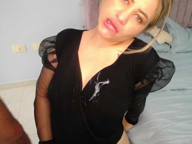 Live sex webcam photo for VioletBullMax #273754773