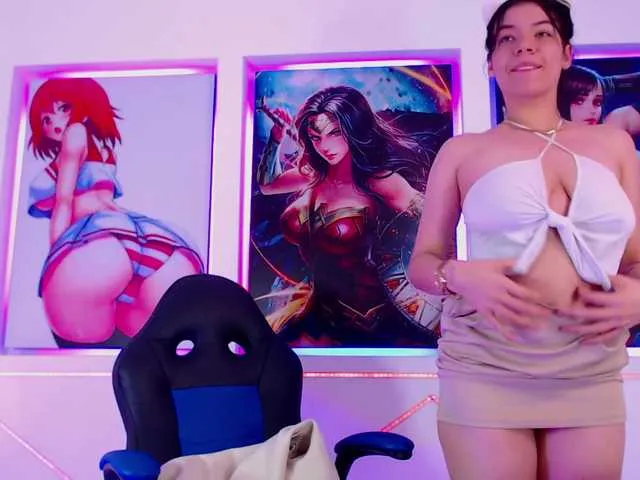 Live sex webcam photo for VioletMcgrego #273933540