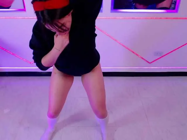 Live sex webcam photo for VioletMcgrego #273950329