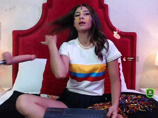 Live sex webcam photo for VioletMontes #291205769