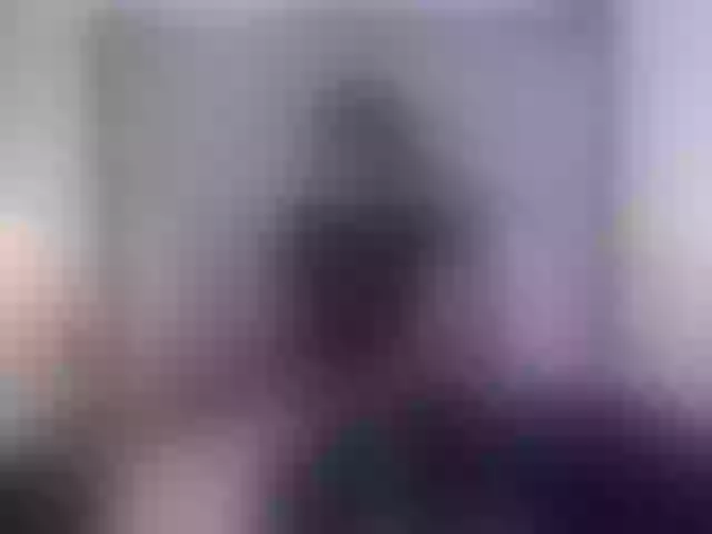Live sex webcam photo for VioletMontes #291925582