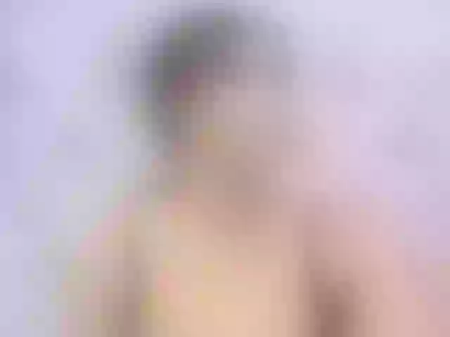 Live sex webcam photo for VioletMontes #292076126