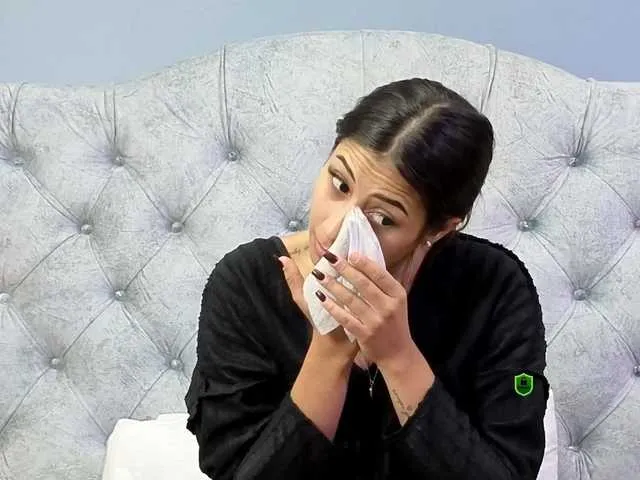 Live sex webcam photo for VioletMontes #292307163