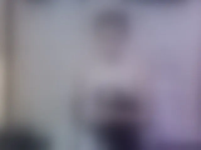 Live sex webcam photo for VioletMontes #292454197