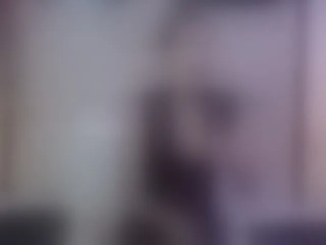 Live sex webcam photo for VioletMontes #292553720