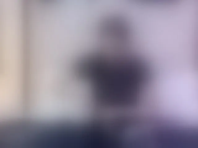 Live sex webcam photo for VioletMontes #293154093