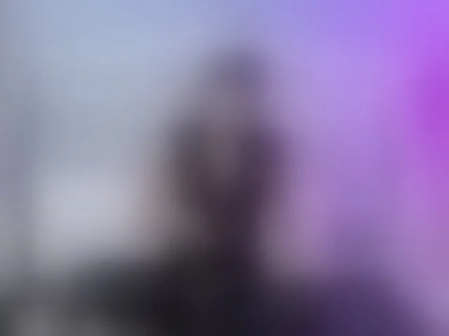 Live sex webcam photo for VioletMontes #293336945