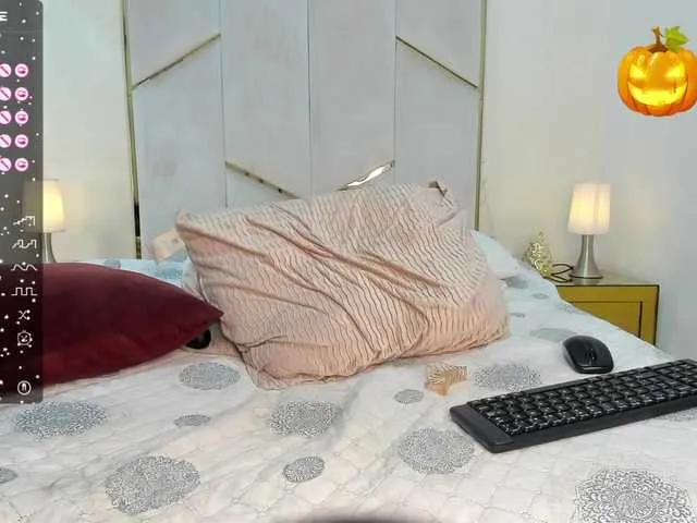 Live sex webcam photo for VioletaAels #276588308