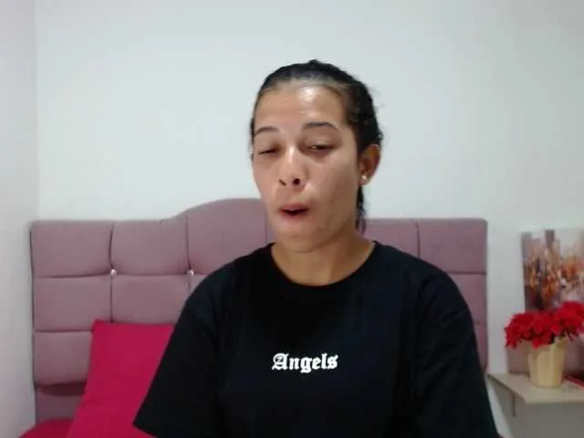 Live sex webcam photo for VioletaPerez #274163636