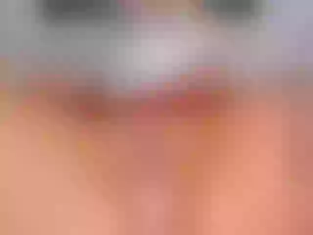 Live sex webcam photo for Violethorny05 #292052246