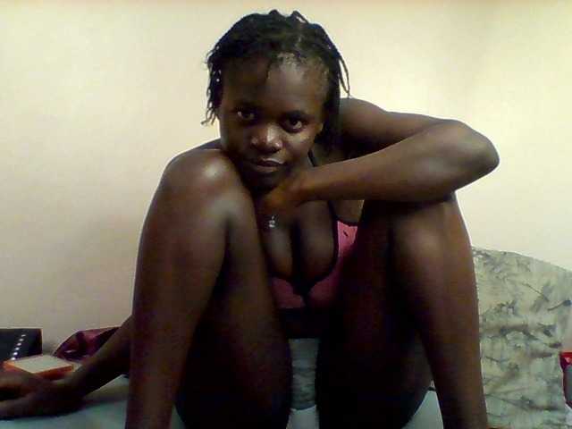 Live sex webcam photo for Violeti #294183183