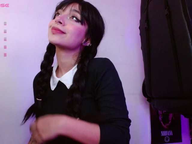 Live sex webcam photo for Violetlane #277814866