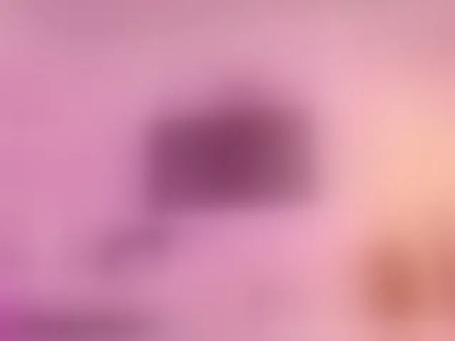 Live sex webcam photo for Violetlane #292502614