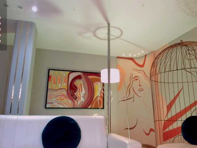 Live sex webcam photo for ViolettCastel #288073866