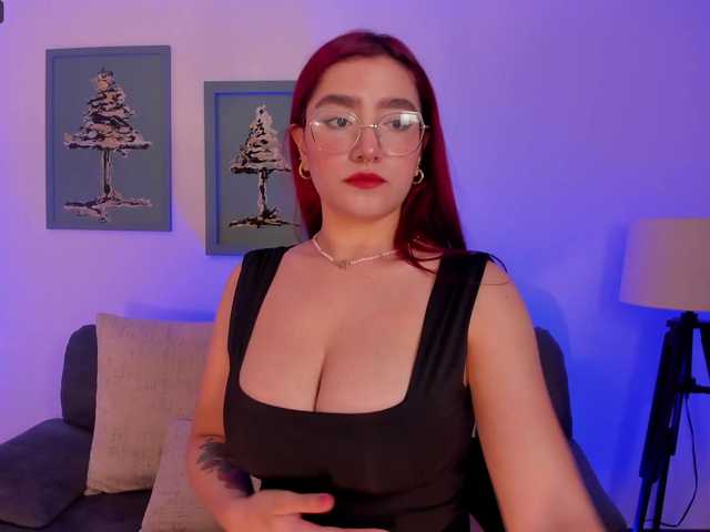 Live sex webcam photo for ViolettCastel #288073869