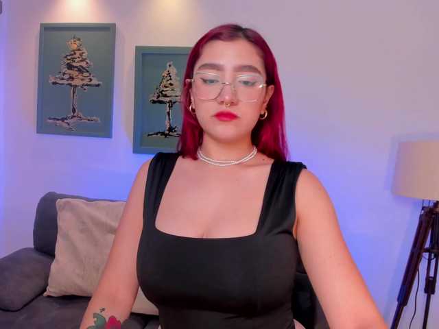 Live sex webcam photo for ViolettCastel #288073881