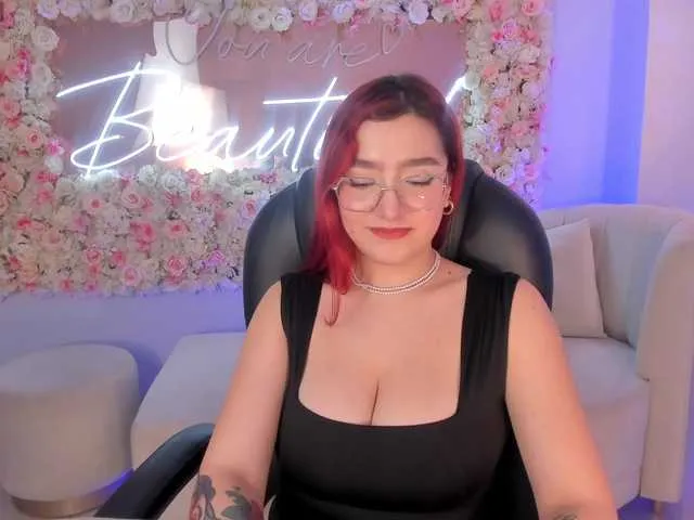 Live sex webcam photo for ViolettCastel #288404745