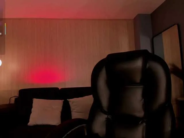 Live sex webcam photo for ViolettCastel #291808384