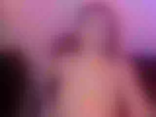 Live sex webcam photo for ViolettCastel #292063812