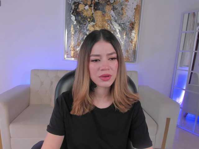 Live sex webcam photo for ViolettHansson #290711266