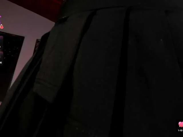 Live sex webcam photo for ViolettHansson #291392860