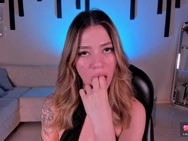 Live sex webcam photo for ViolettHansson #291491502