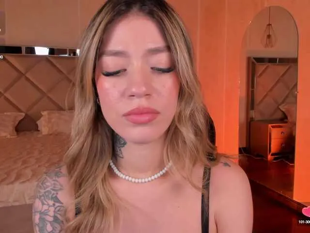 Live sex webcam photo for ViolettHansson #291517632